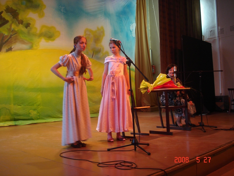  сцена из спектакля "Ревизор"
