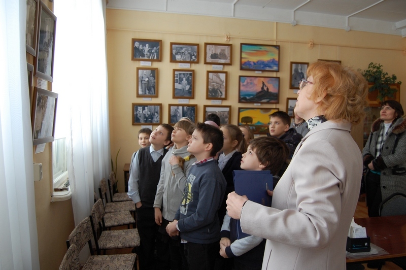 На выставке